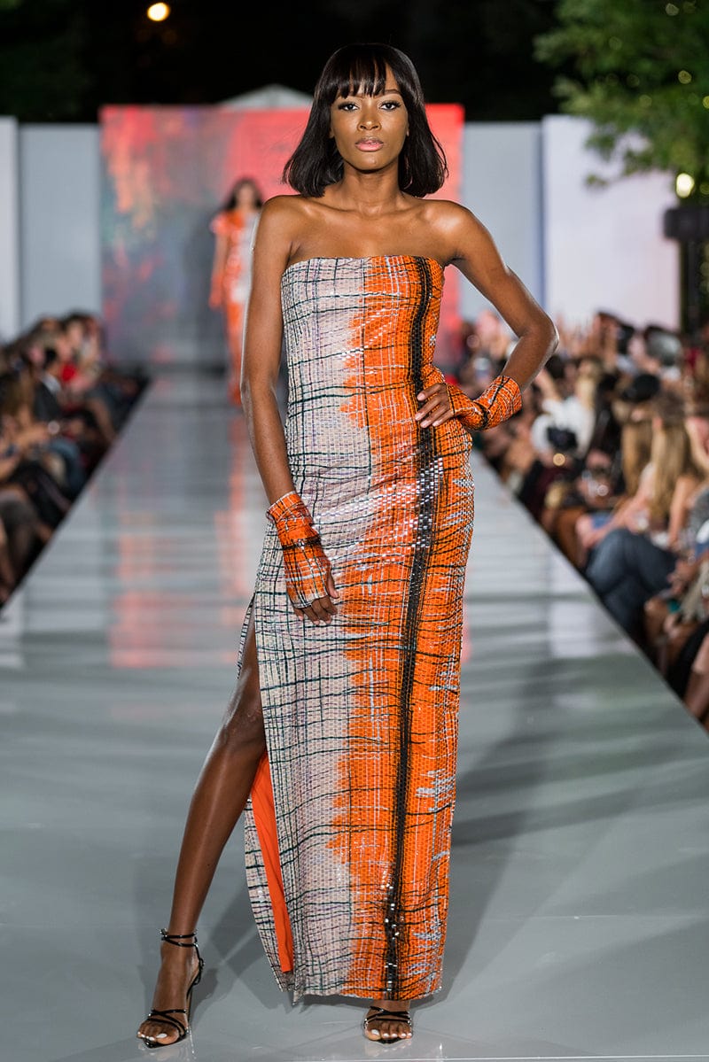 Abstract Line Strapless Textured Gown
